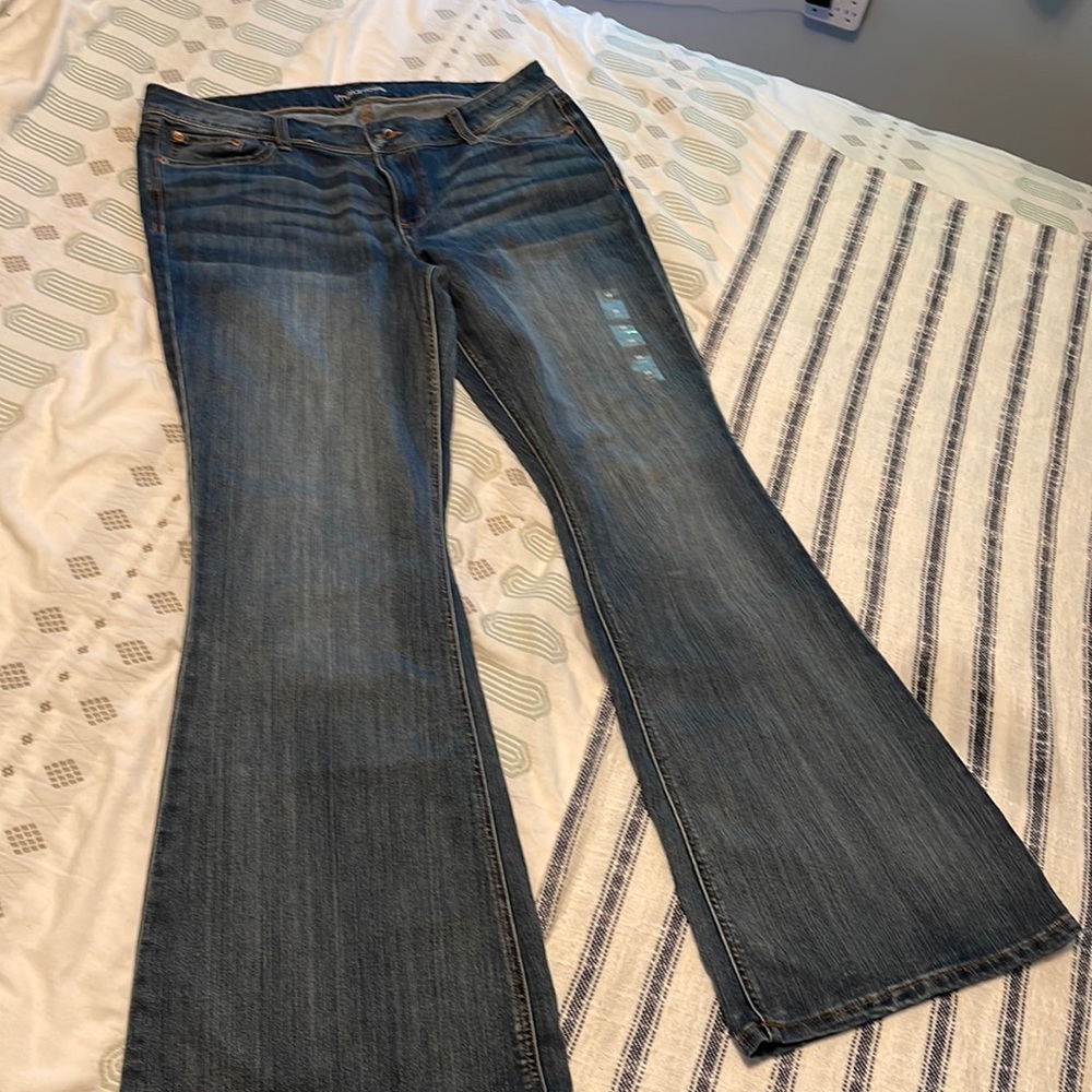 Flared long low rise jeans never worn
